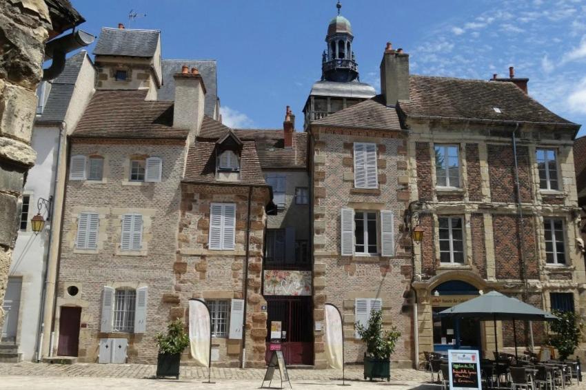 Bel Appartement En Coeur De Ville - 20 Minutes Du Pal ムーラン エクステリア 写真